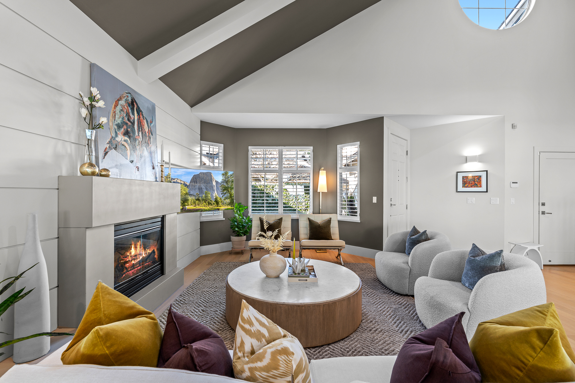 #8 – 5110 Alderfeild Place